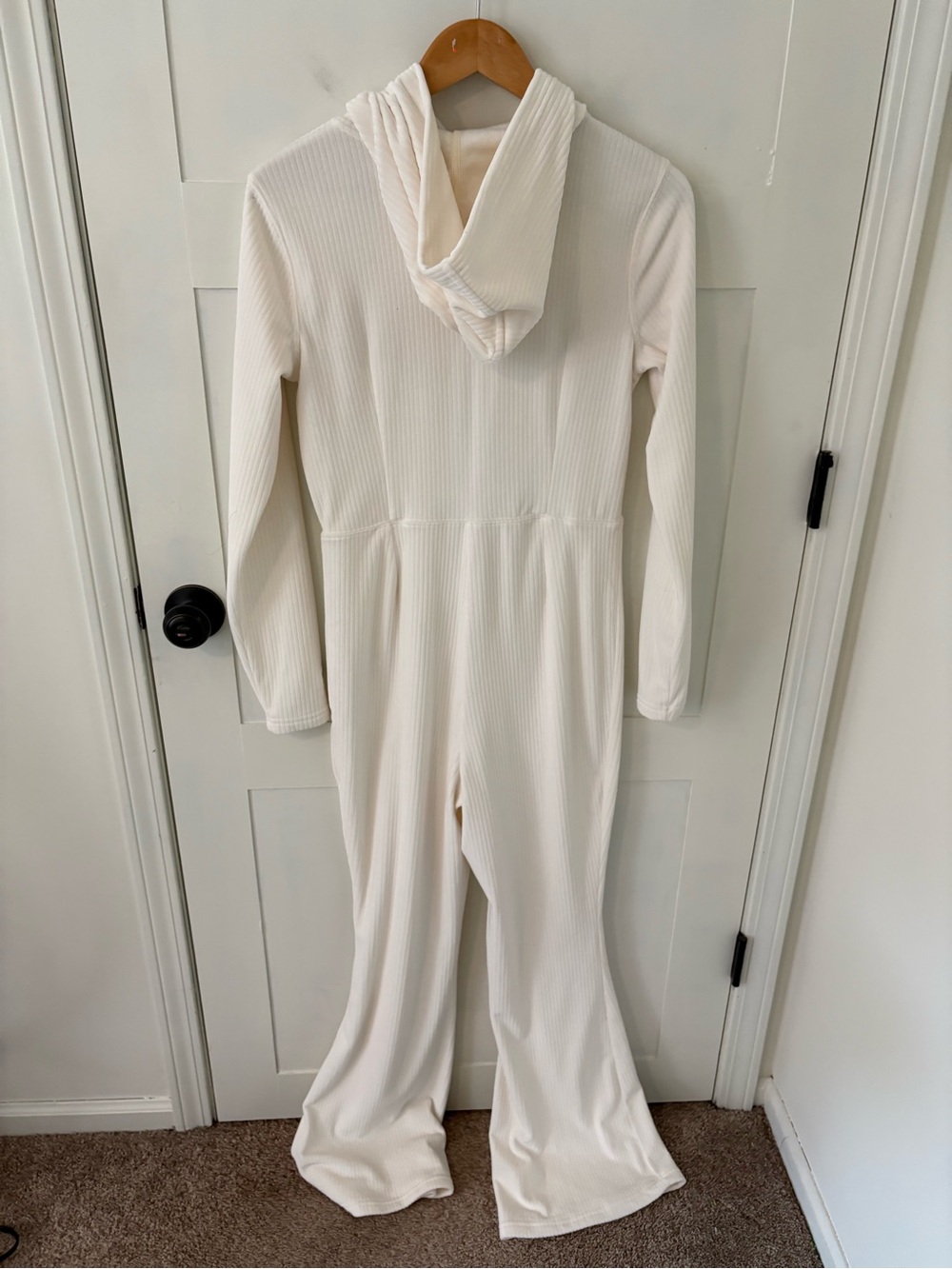 Fabletics Plush Rib Hooded Jumpsuit. Size Medium. - Picture 13 of 16